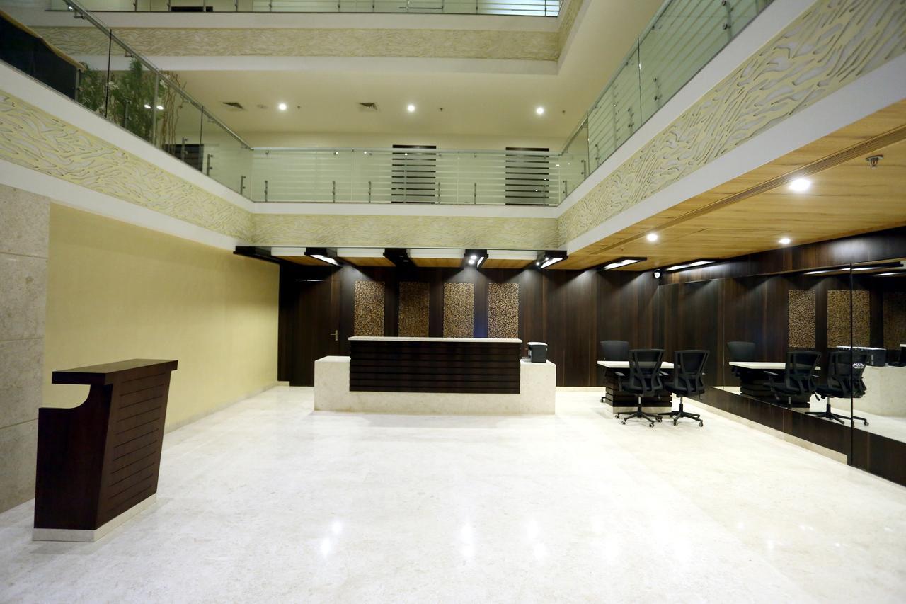 Hotel Solitaire Rāipur Zewnętrze zdjęcie